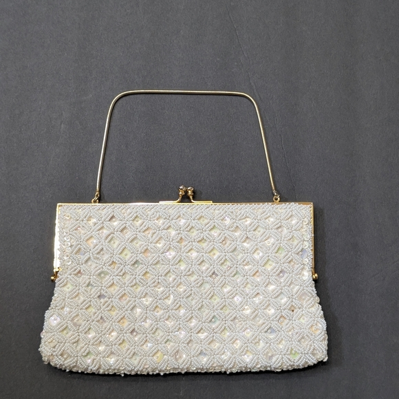 Walborg Handbags - Walborg Elegant White Beaded Handbag
